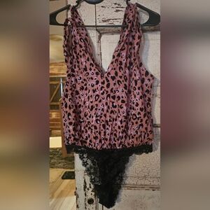 FREE PEOPLE Leopard Print Bodysuit Top Shirt Sz. Small GUC!